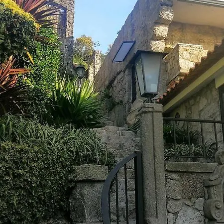 Casa Colmeia Holiday home *